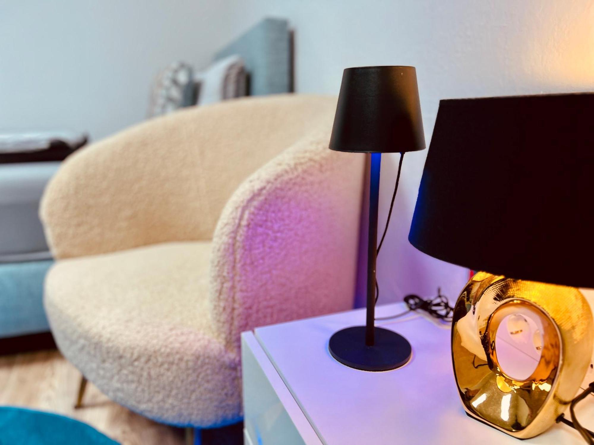 Apartamento Cologne Luxe Living: Opulent Elegance Unleashed Exterior foto